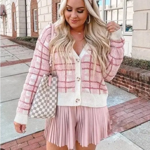 LC LAUREN CONRAD Pink & Cream Plaid Fuzzy Cardigan X-Large NWT - Picture 6 of 9